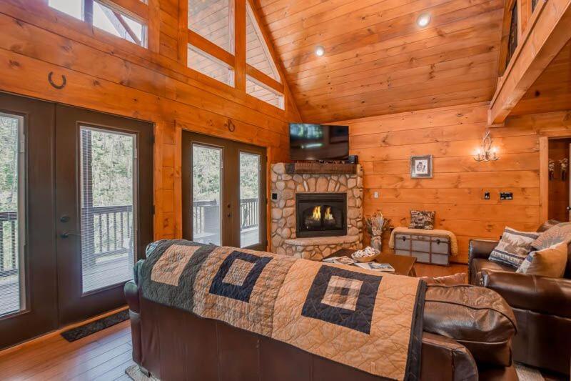The Buckhorn By Stony Brook Cabins Гатлінбург Екстер'єр фото